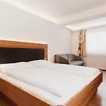 Ziach & Candy Otel Grossarl